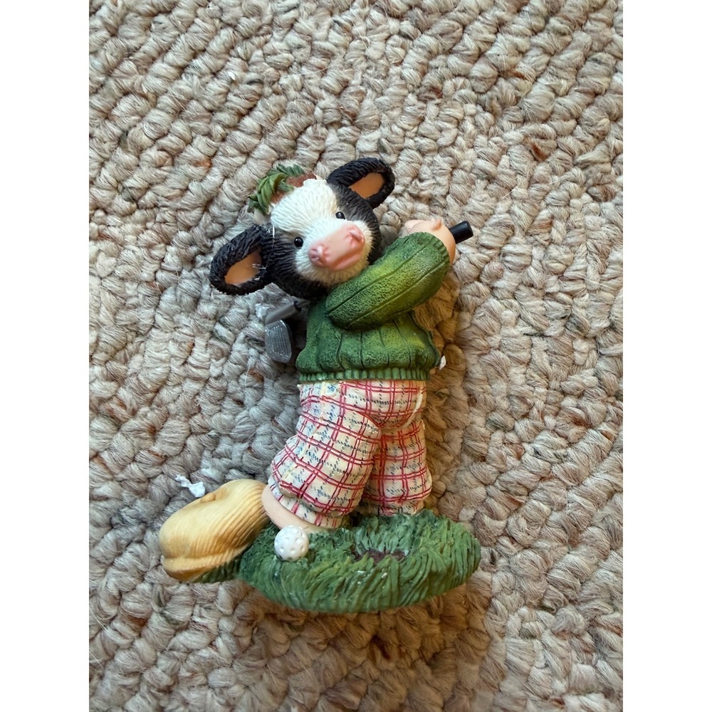 Mary's Moo Moos My Hat's Off To Moo Male Golfer Figurine 1998 Enesco 485047